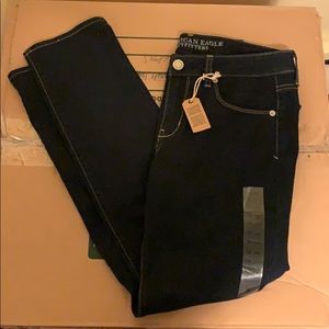 NWT American Eagle dark wash skinny jeans - 10S